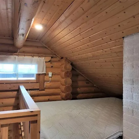 Lomamoekki Kuhmo, Tervatoermae شقة كوهمو